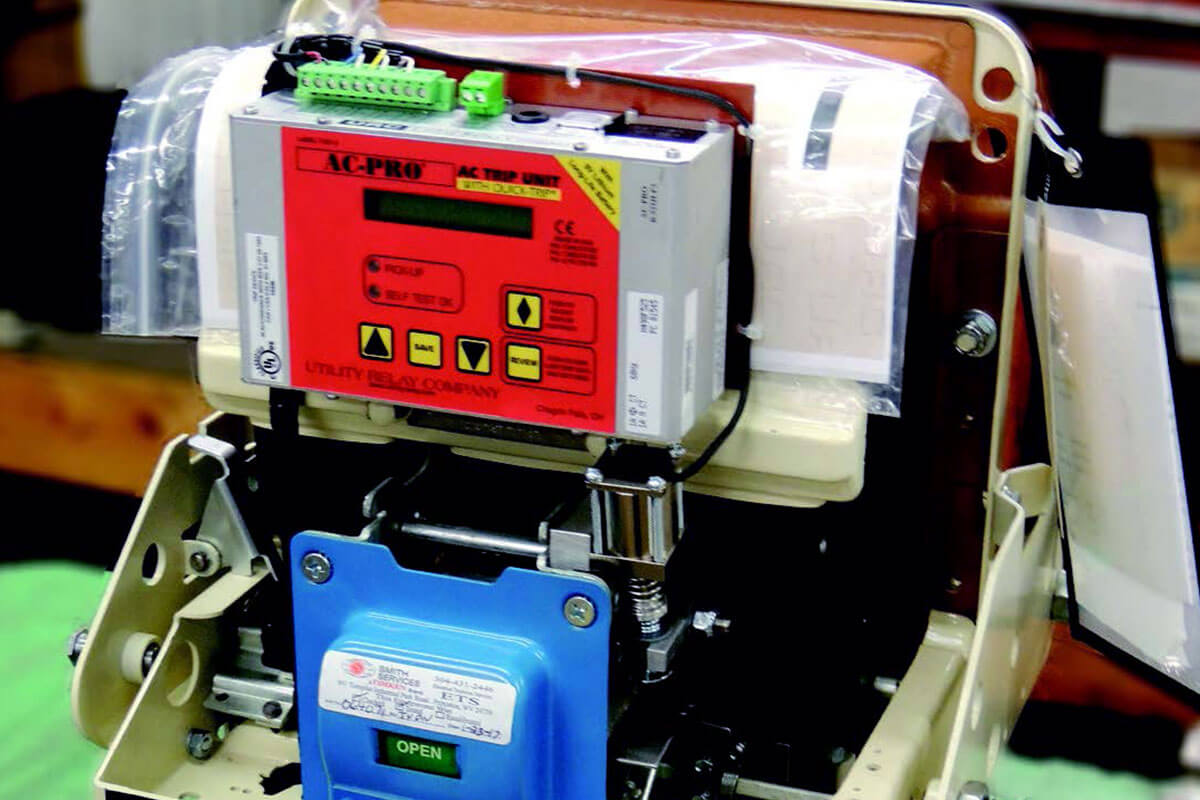 Smith Services switchgear maintenance